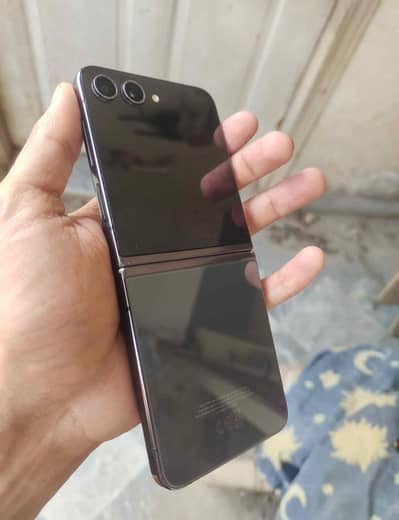 Samsung Mobile Z Flip 5
