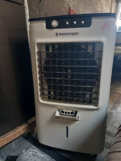 westpoint air coler only 1 week used.