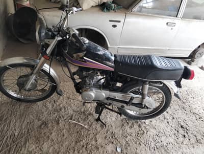 Honda cg125 model 2009