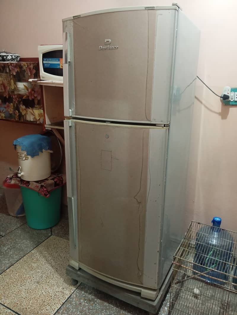 Refrigerator 0