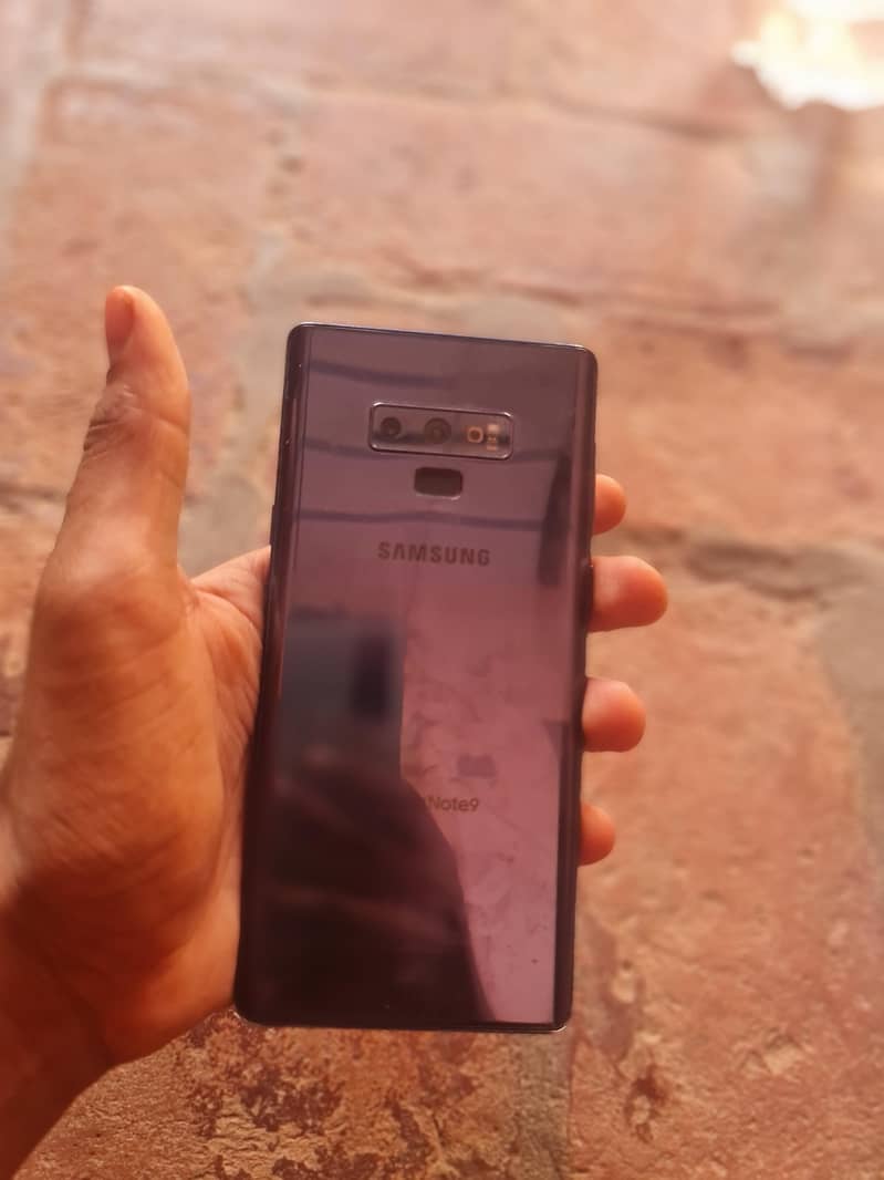 Samsung Mobile Note 9 1