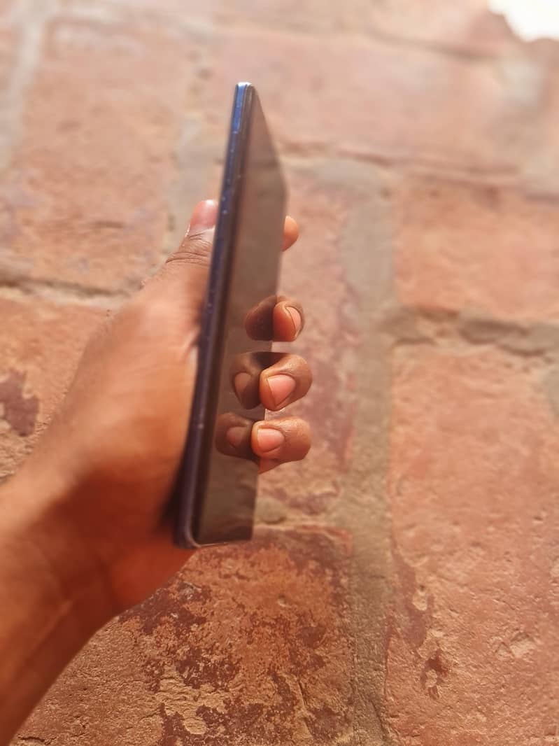 Samsung Mobile Note 9 3