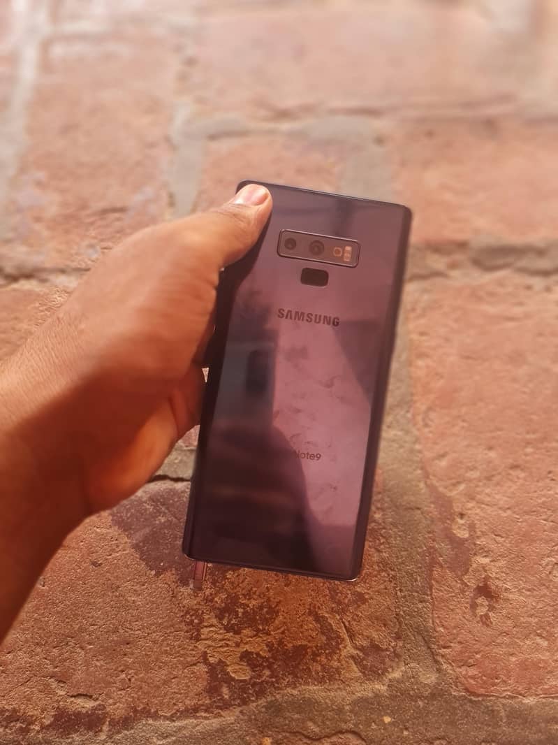 Samsung Mobile Note 9 6