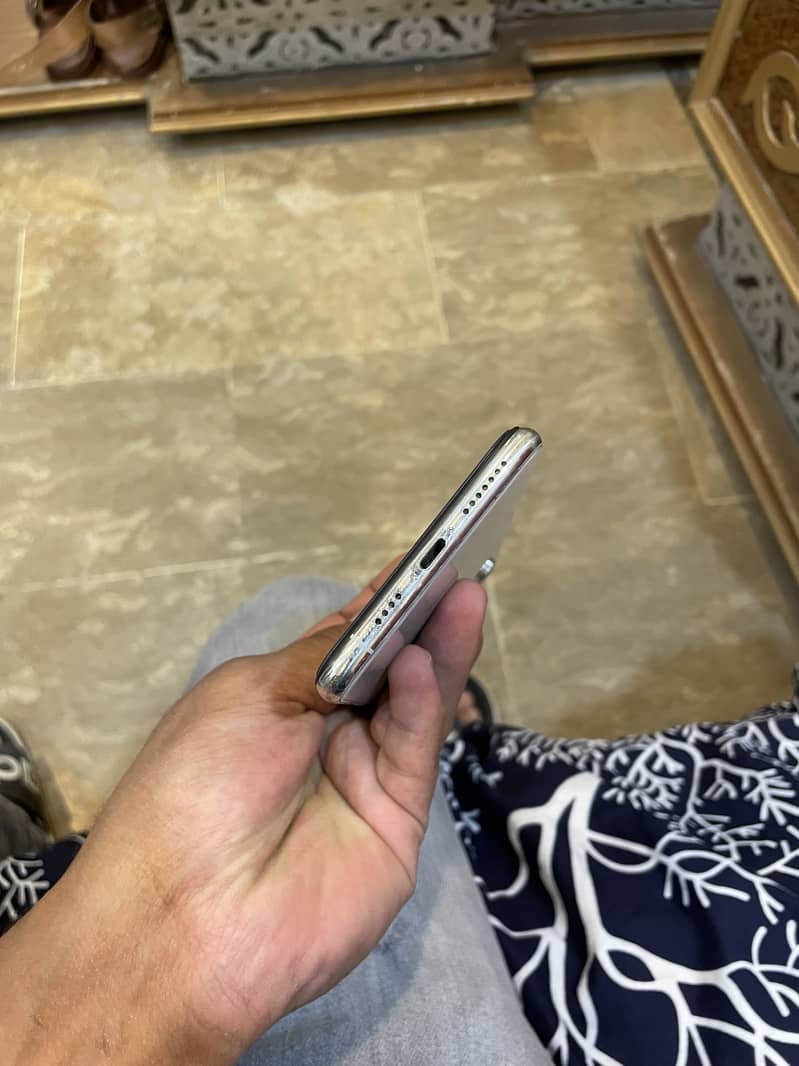 Iphone XS MAX 4