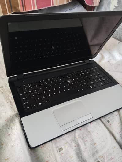HP G2 355 128GB SSD WITH 300GB HDD 8GB RAM 15.6 INCH DISPLAY