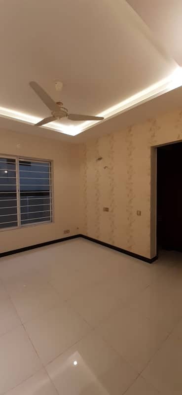 14 Marla Upper Portion For Rent