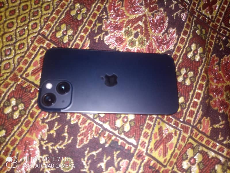 Apple iPhone 13 0