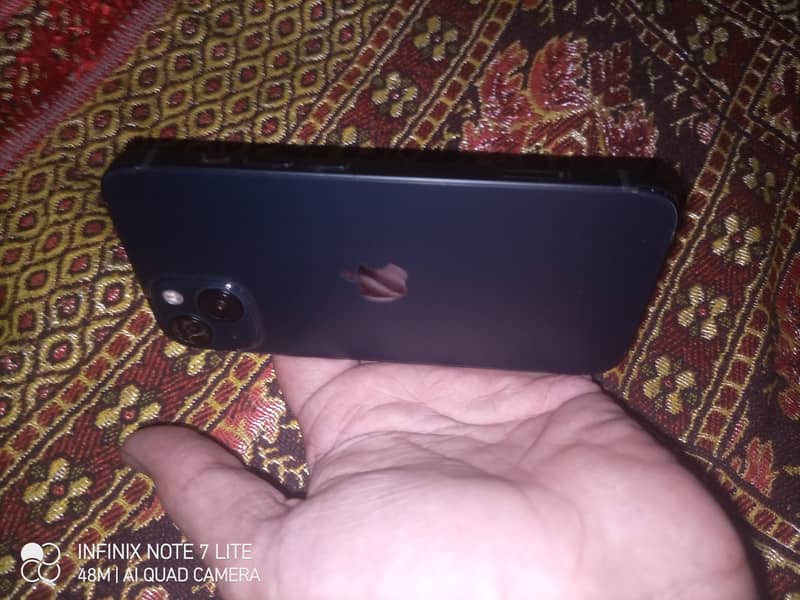 Apple iPhone 13 1