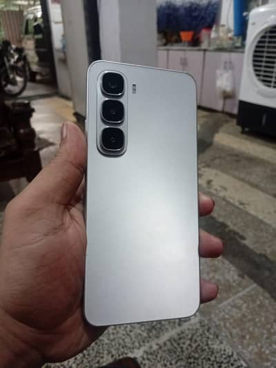 Infinix Hot 60i