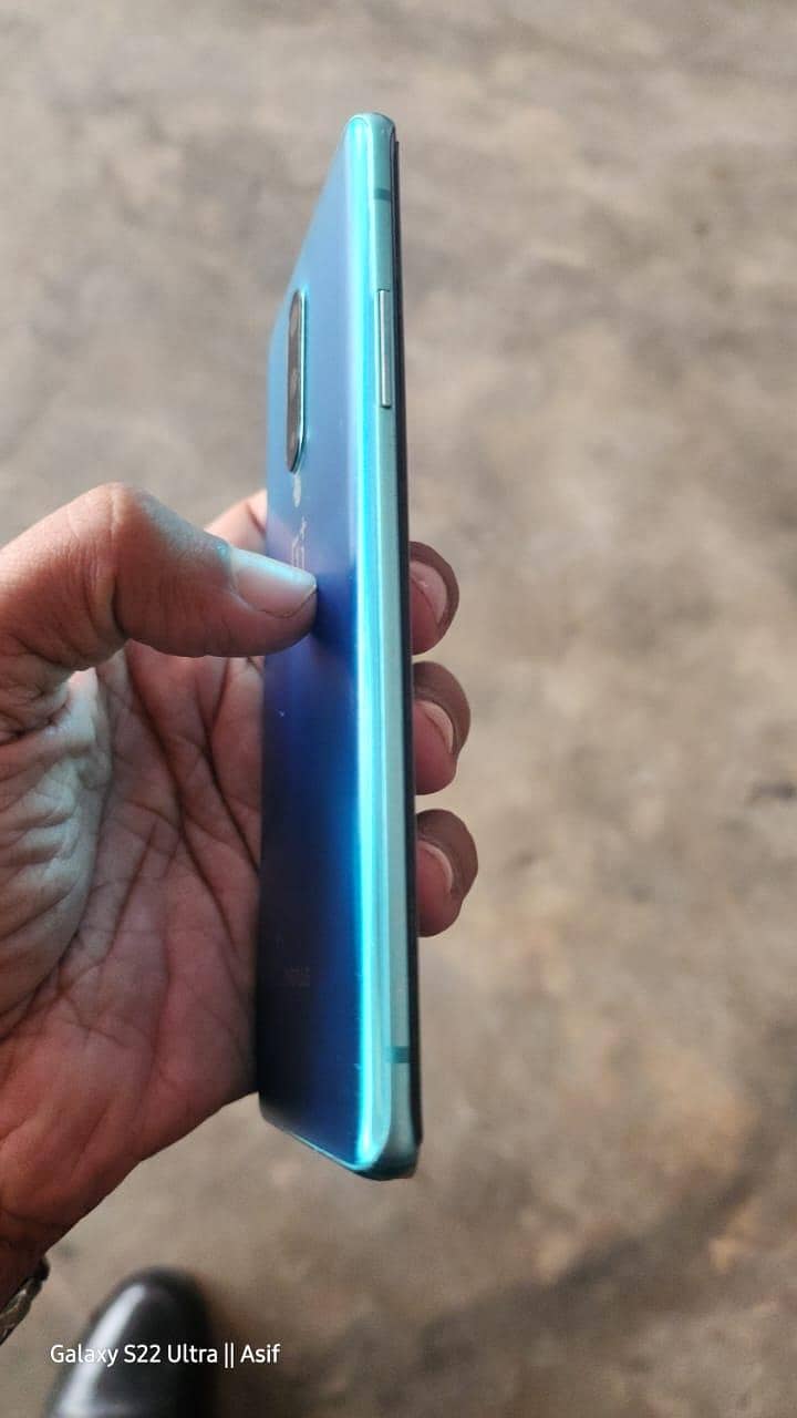 one Plus 8 . . 9/10 2