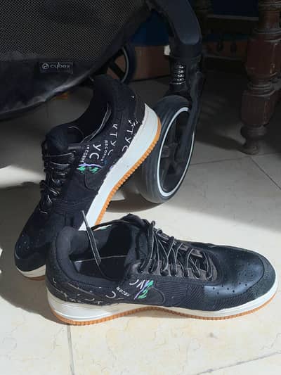 NIKE AIR FORCE