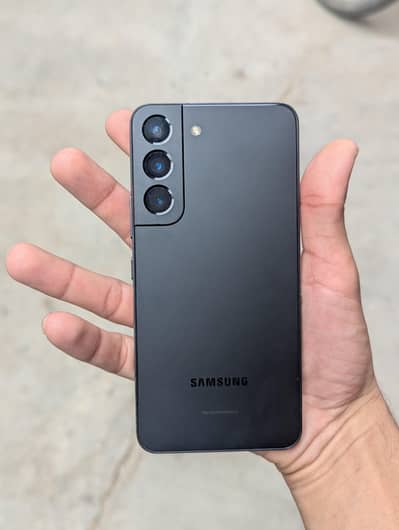 Samsung S22 Urgent  Sale