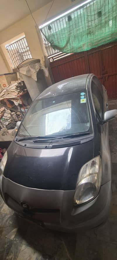 Tyota Vitz 2010 model 13 regster