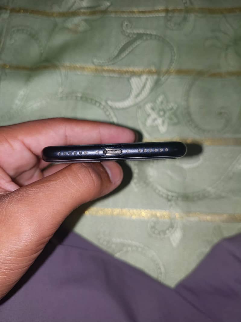 Apple iPhone SE 4