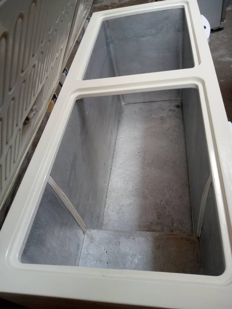 waves deep freezer 5