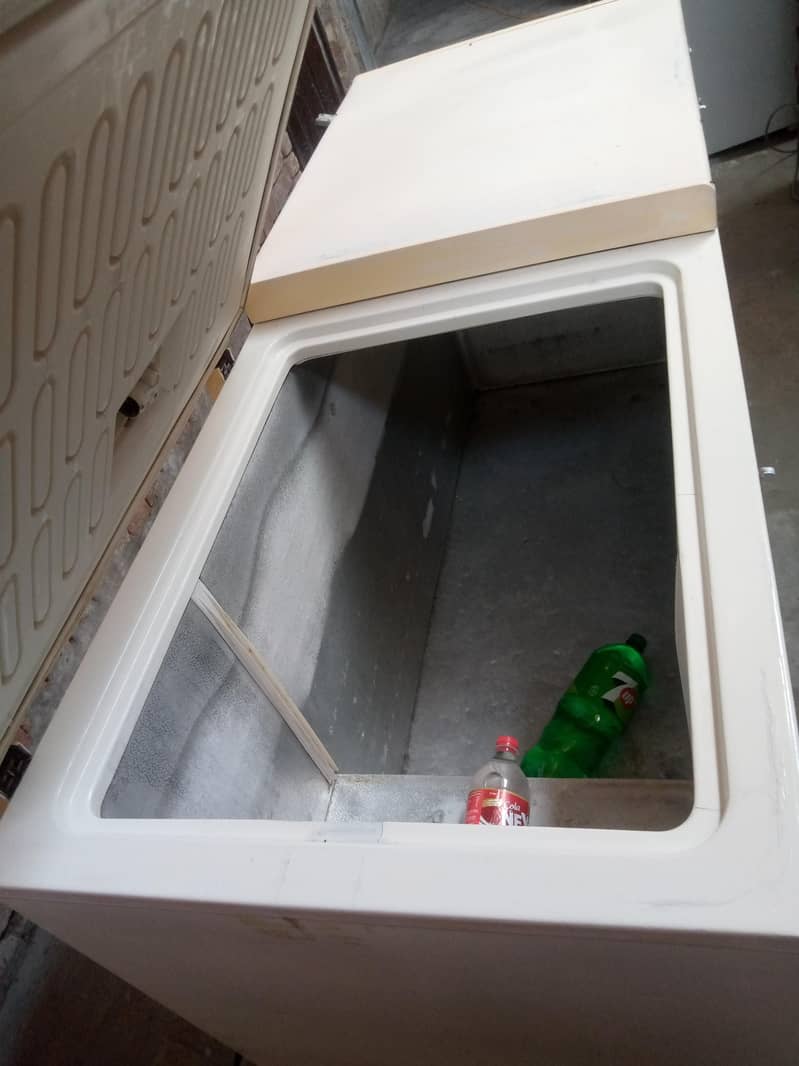 waves deep freezer 7