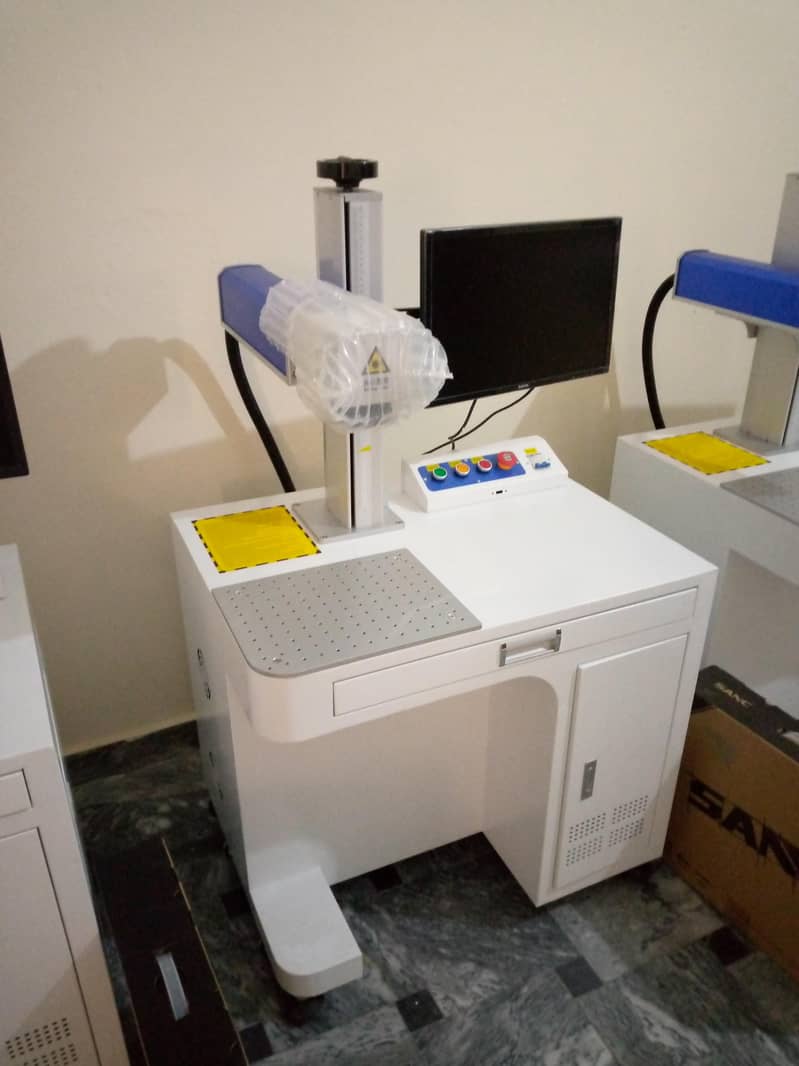fiber laser marking machine 1