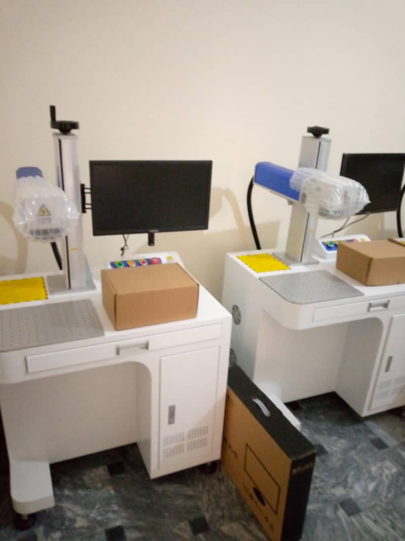 fiber laser marking machine 1