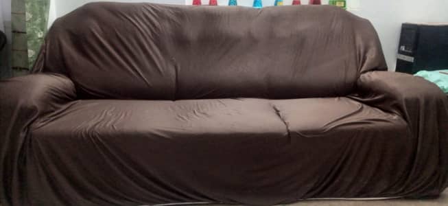 6 seater sofa complete set Near Harbanspura negotiable