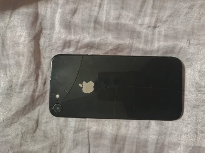 Apple iPhone 8 4