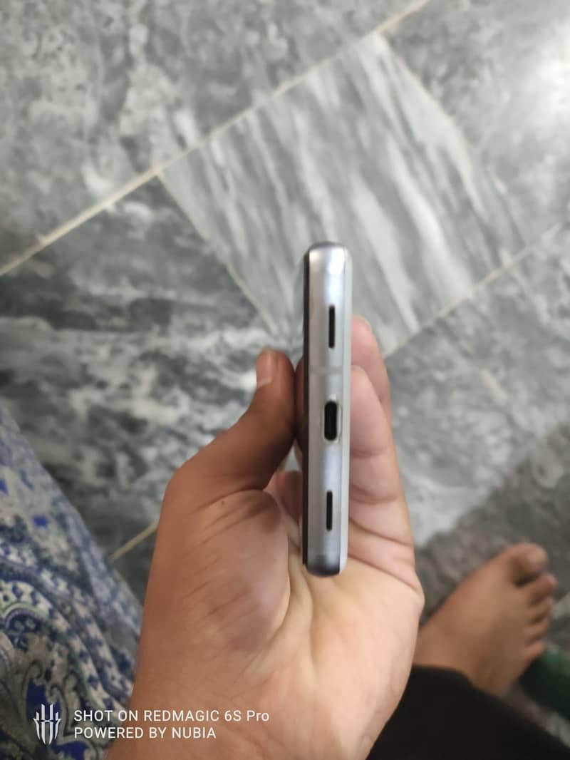 Google Pixel 7a 2