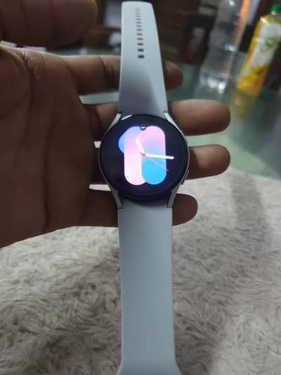Samsung watch 5 new condition