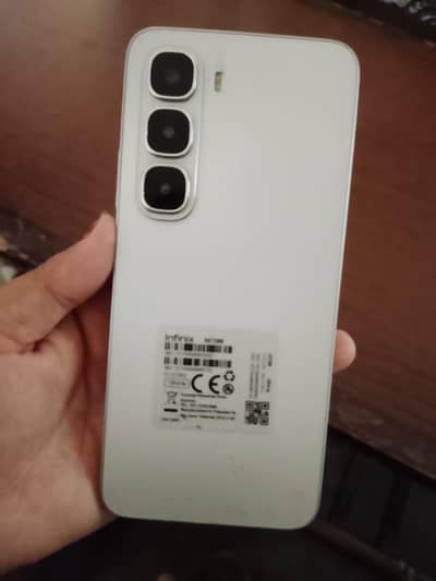 urgent mobile for sale 32000 only charger Diba Sath hai