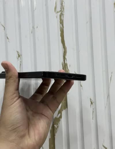 Iphone 16 pro max PTA