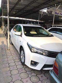 Corolla altis 1.8 model 2016