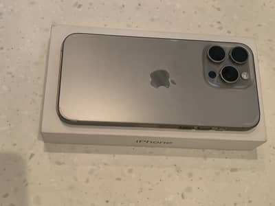 IPhone 15 pro Max 256gb with Box