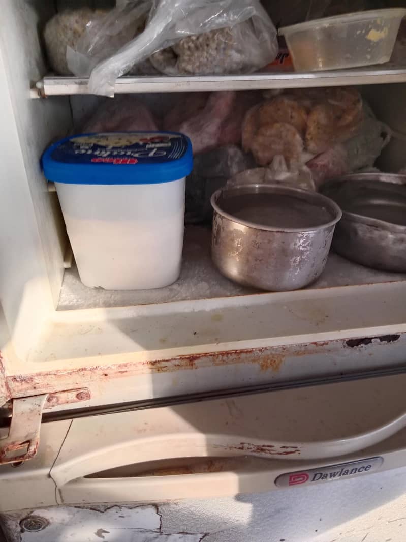Refrigerator 4