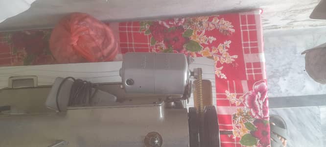 used sewing macheen