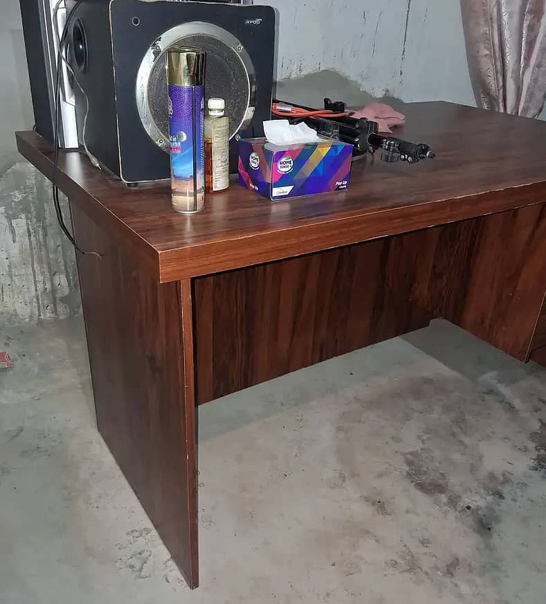 Office table 3