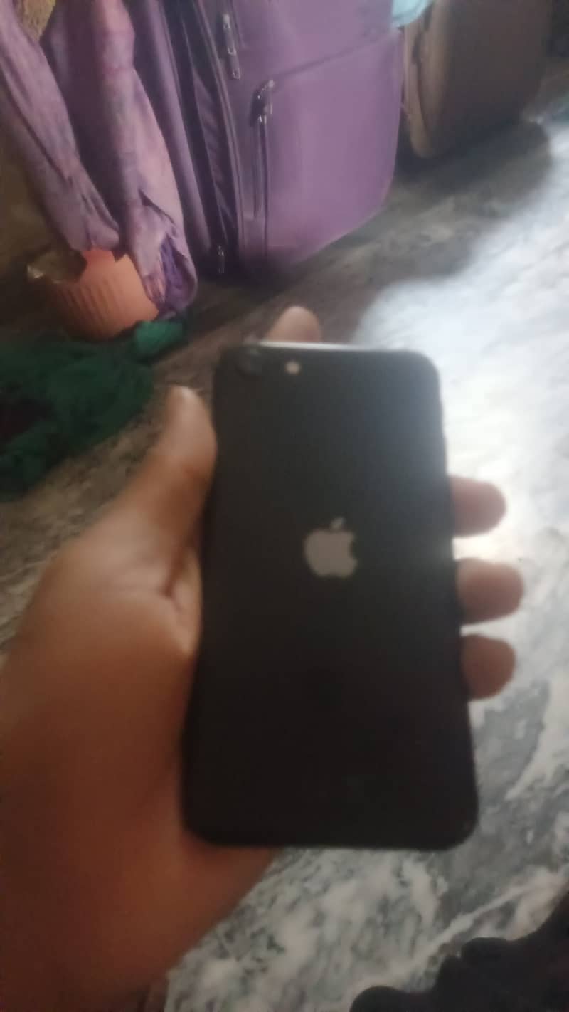 Apple iPhone SE 5