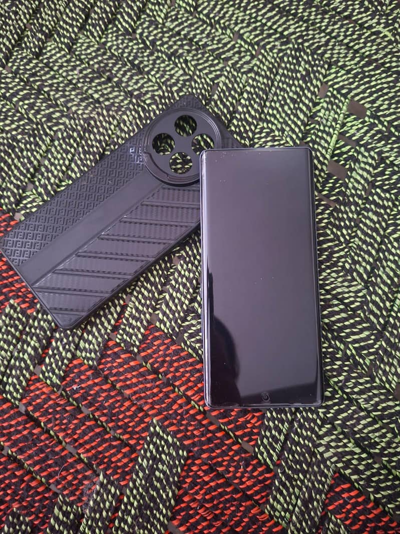 Tecno CAMON 30S 4