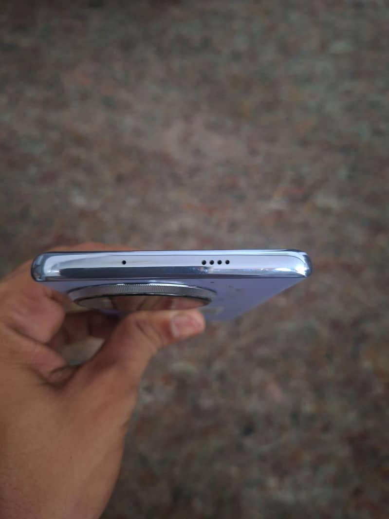 Tecno CAMON 30S 12