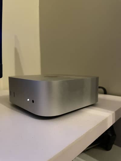 Mac mini m4