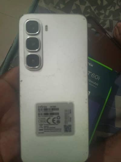 Infinix hot 60i 10 to 10 condiosn hai 5 month warranty ma hai