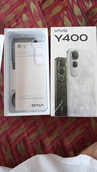 vivo y400