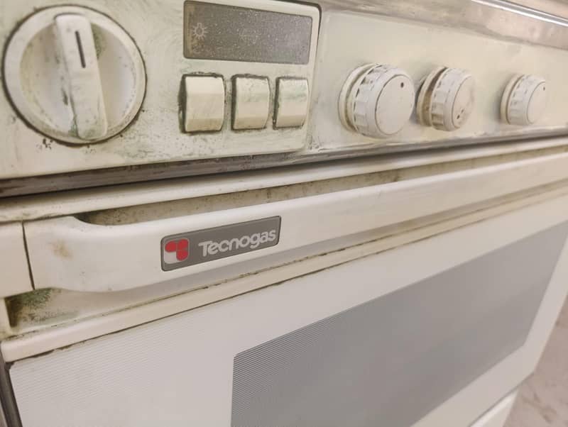 Technogas cooking range 1