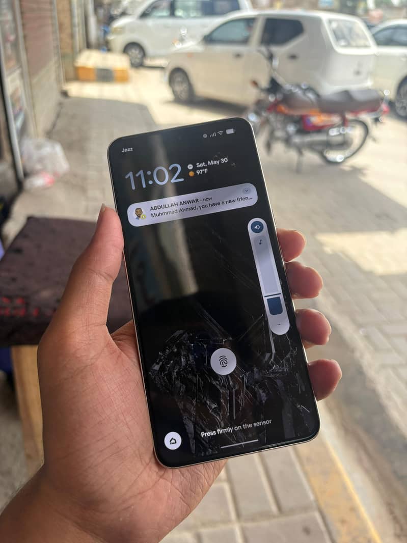 Google Pixel 8 Pro 1