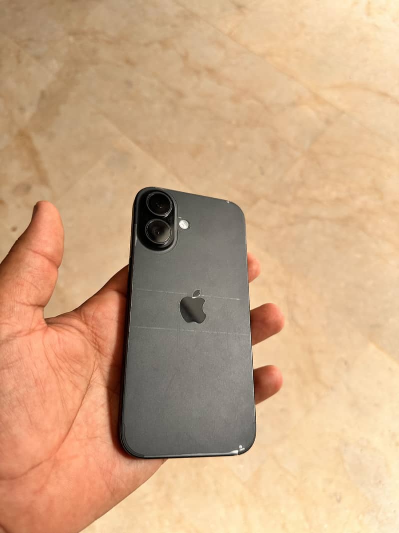 iPhone 16 1