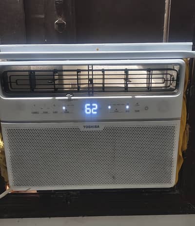 Toshiba 1.2 ton AC with power supply for sale