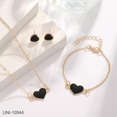Necklate and earrings