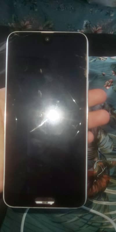 Sharp Aquos R2