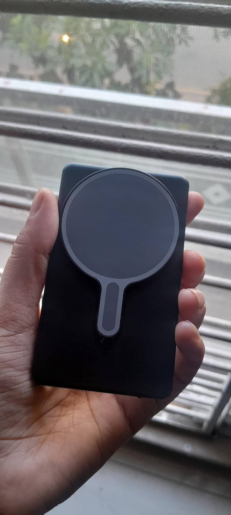 magnectic selfie screen 3