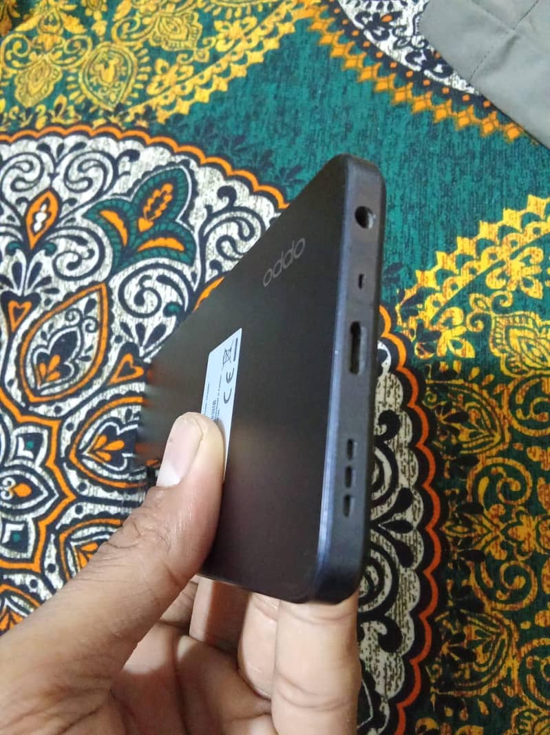 OPPO A18 4