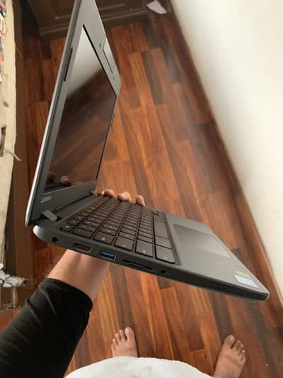 lenovo chrome book 4 gb ram 32 gb storage