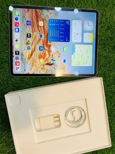 iPad Pro 12.9 inches 4th Generation For Sale 0320/7353/157 My whatapp