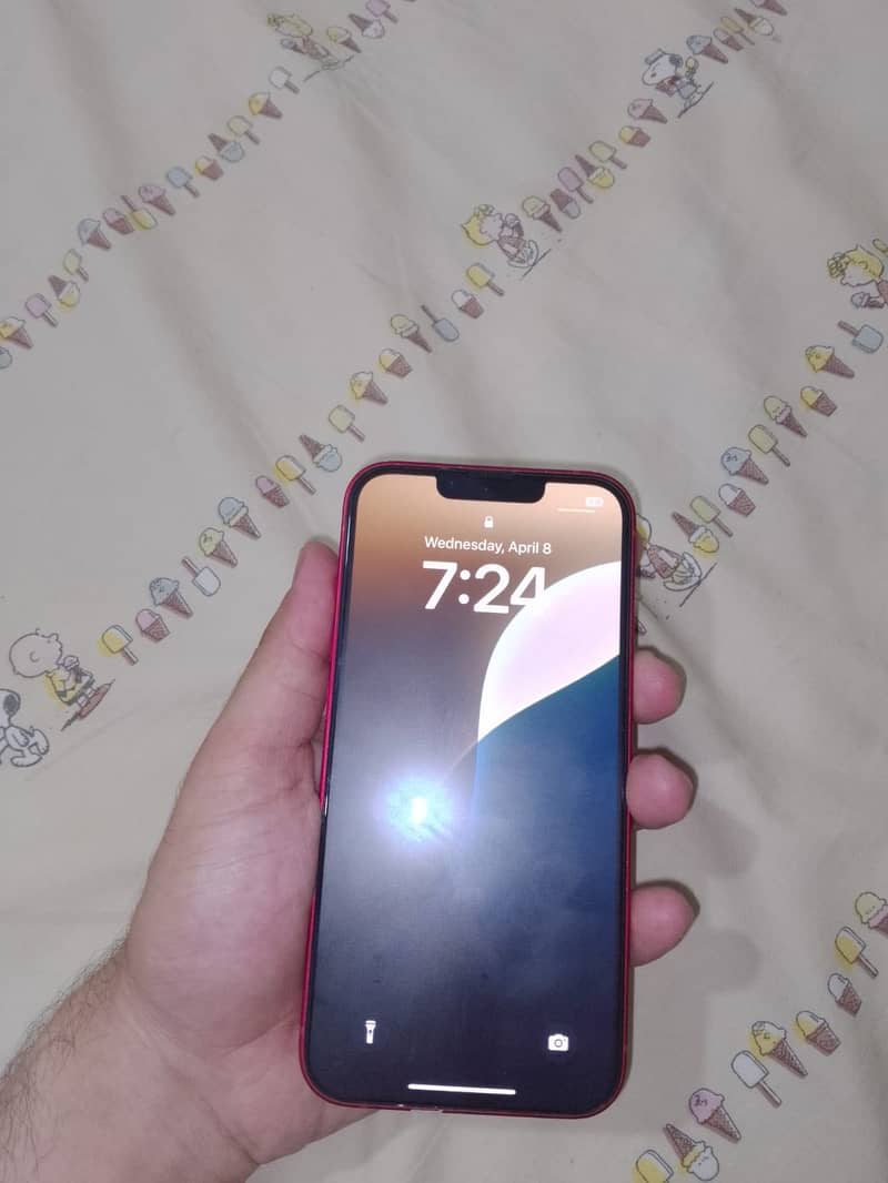 iPhone 13 3